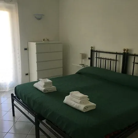 A Due Passi Dal Mare Appartamento Carrara